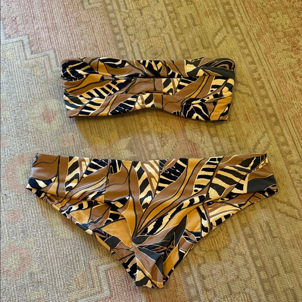 Boy+Arrows strapless bikini